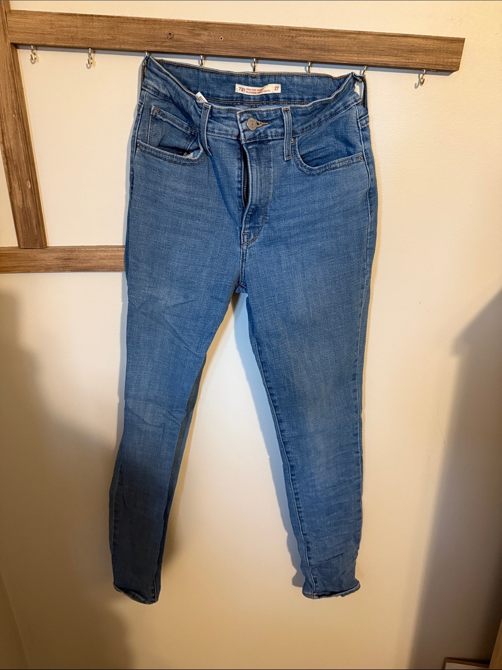 Levi's Medium Blue Women's Skinny Jeans